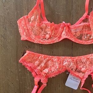 Agent Provocateur - complete set